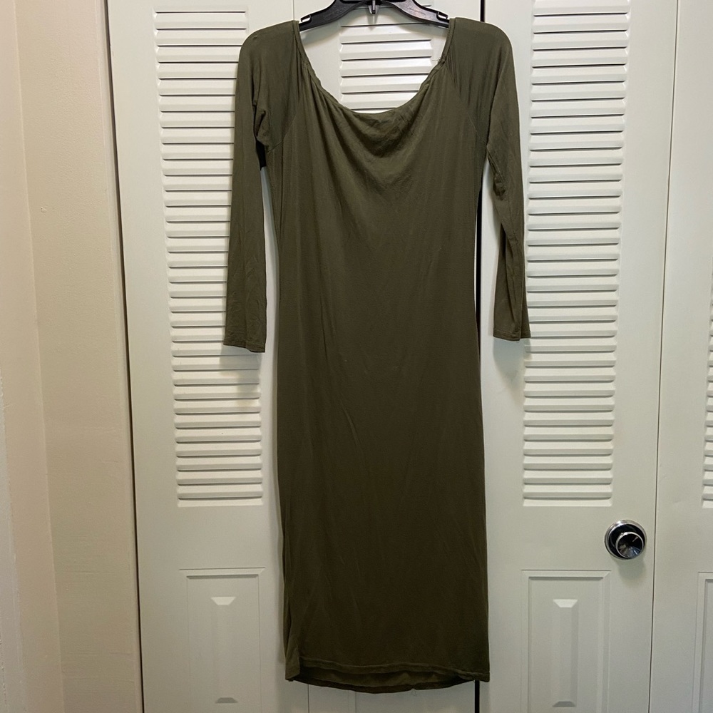 Off should Dress